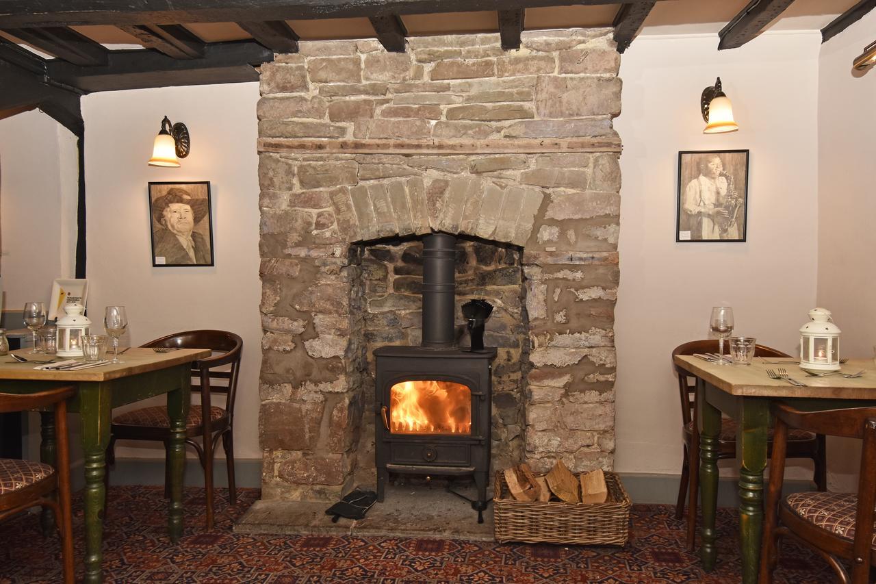 The Old Black Lion Hay-On-Wye Exterior foto